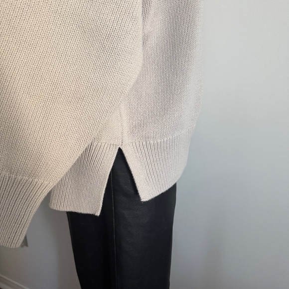 Phylosophy - Tan Crew Neck Knit - Picture 4 of 7